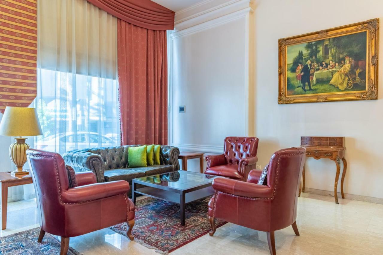 Madisson Hotel Dżunija Zewnętrze zdjęcie